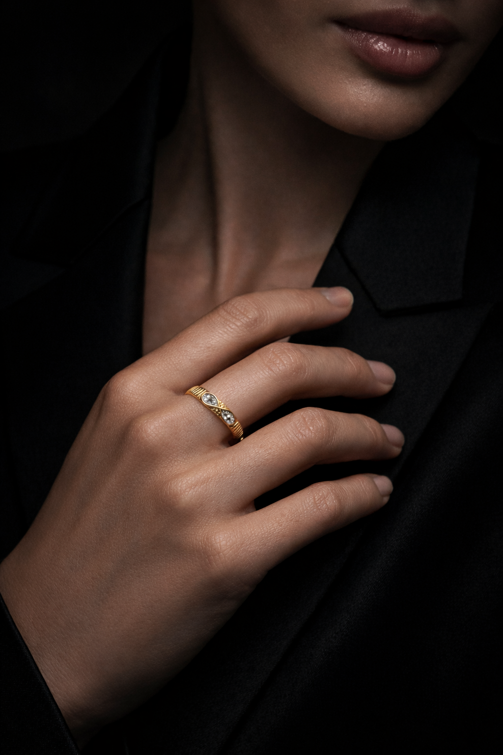 The Infinite Duo™ Ribbed Ring – Solid Gold Lab Diamond Infinity Ring